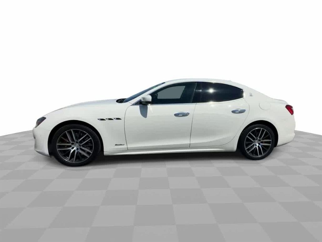 2018 Maserati Ghibli S image 5