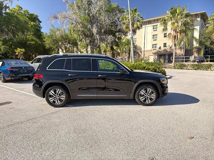 2025 Mercedes-Benz GLB