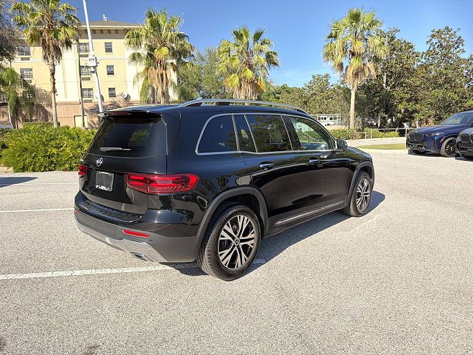 2025 Mercedes-Benz GLB