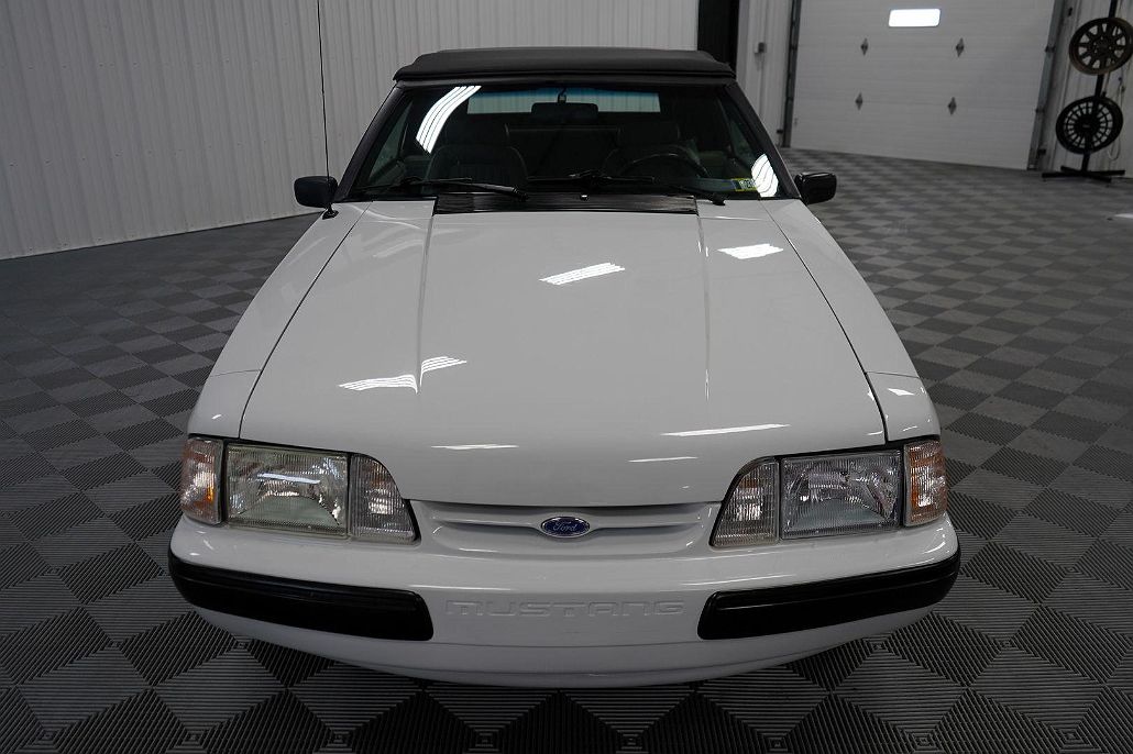 1991 Ford Mustang LX image 3