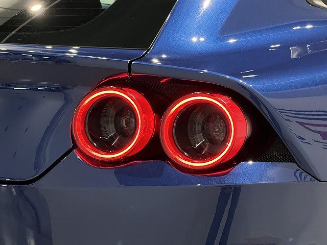 2019 Ferrari GTC4Lusso null image 31
