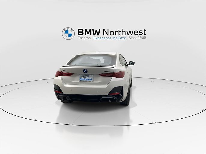 2025 BMW i4
