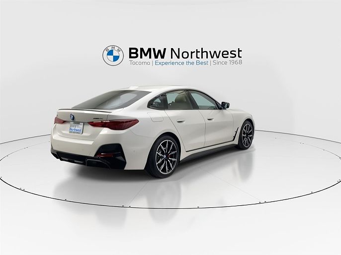 2025 BMW i4