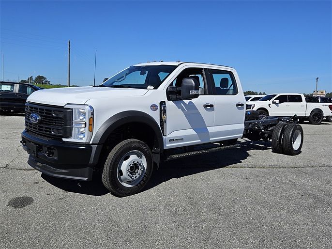 2025 Ford F-550