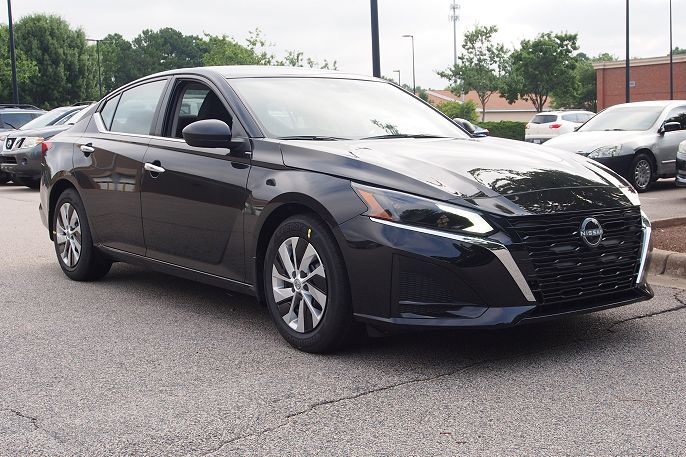 2025 Nissan Altima