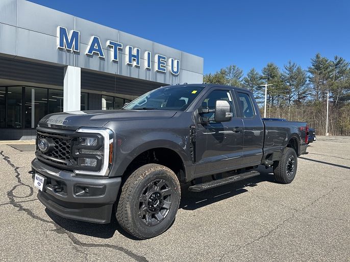 2025 Ford F-350