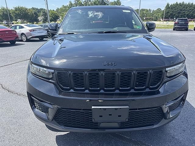 2025 Jeep Grand Cherokee