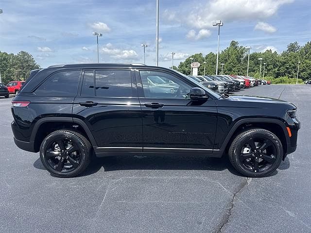 2025 Jeep Grand Cherokee
