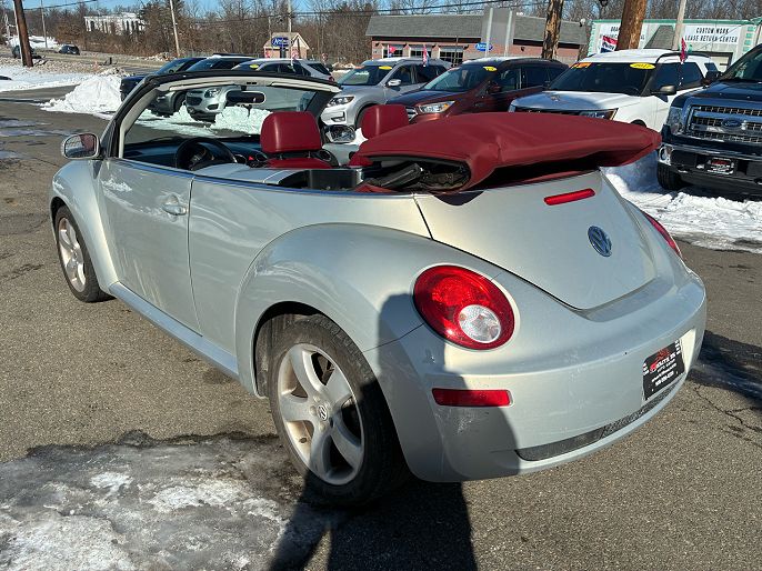 2009 Volkswagen New Beetle