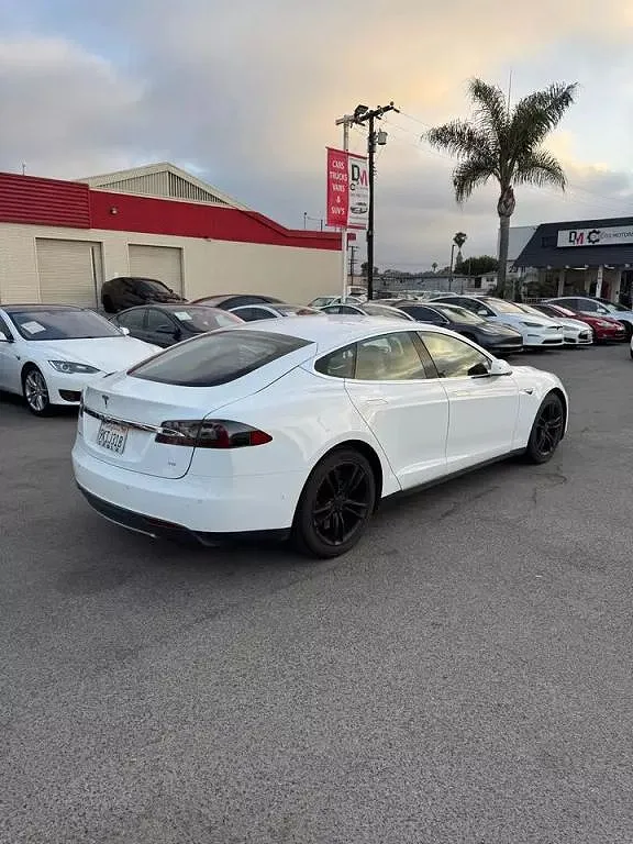 2016 Tesla Model S