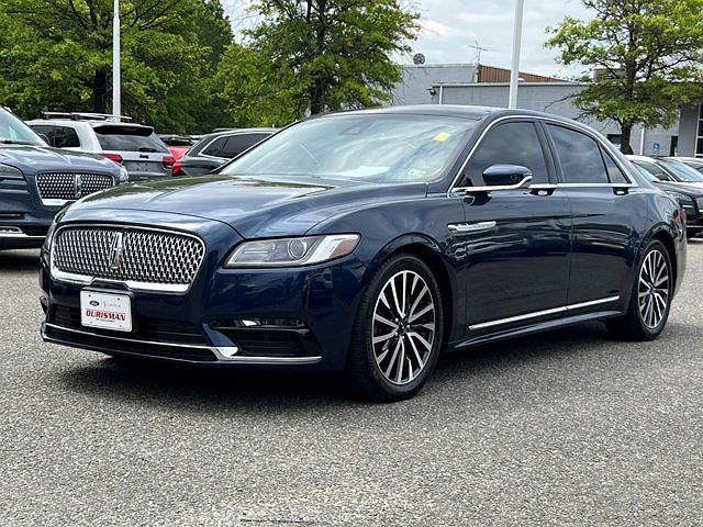 2017 Lincoln Continental Select image 1