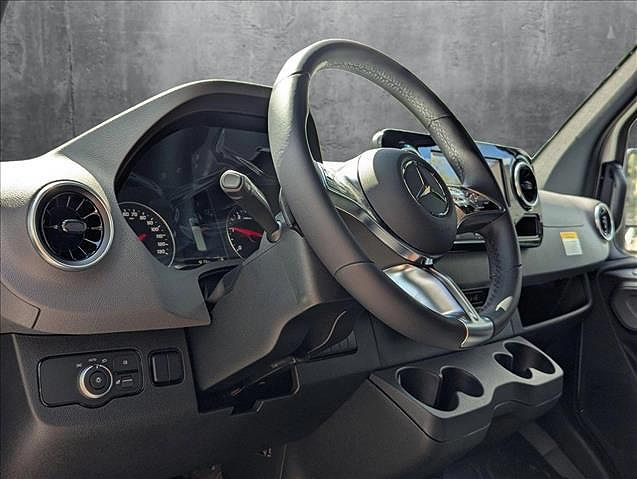 2025 Mercedes-Benz Sprinter