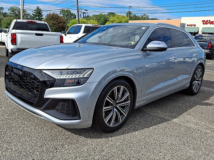 2023 Audi SQ8