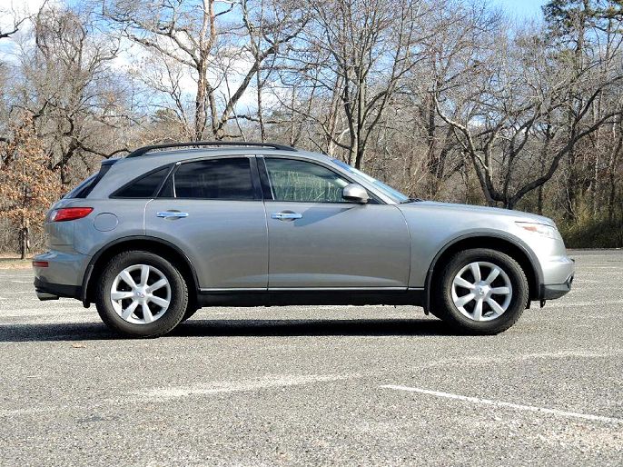2005 Infiniti FX35