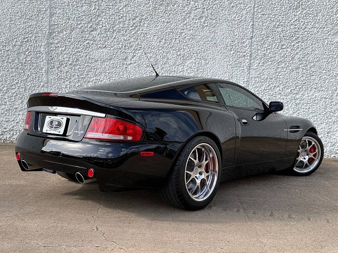 2006 Aston Martin V12 Vanquish