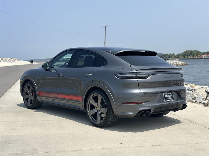 2022 Porsche Cayenne