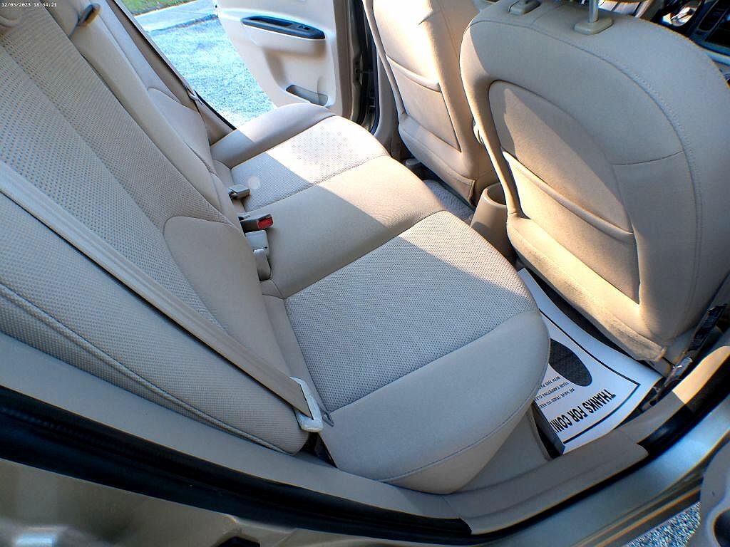 2007 Hyundai Accent GLS image 7