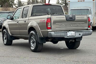2004 Nissan Frontier XE image 5