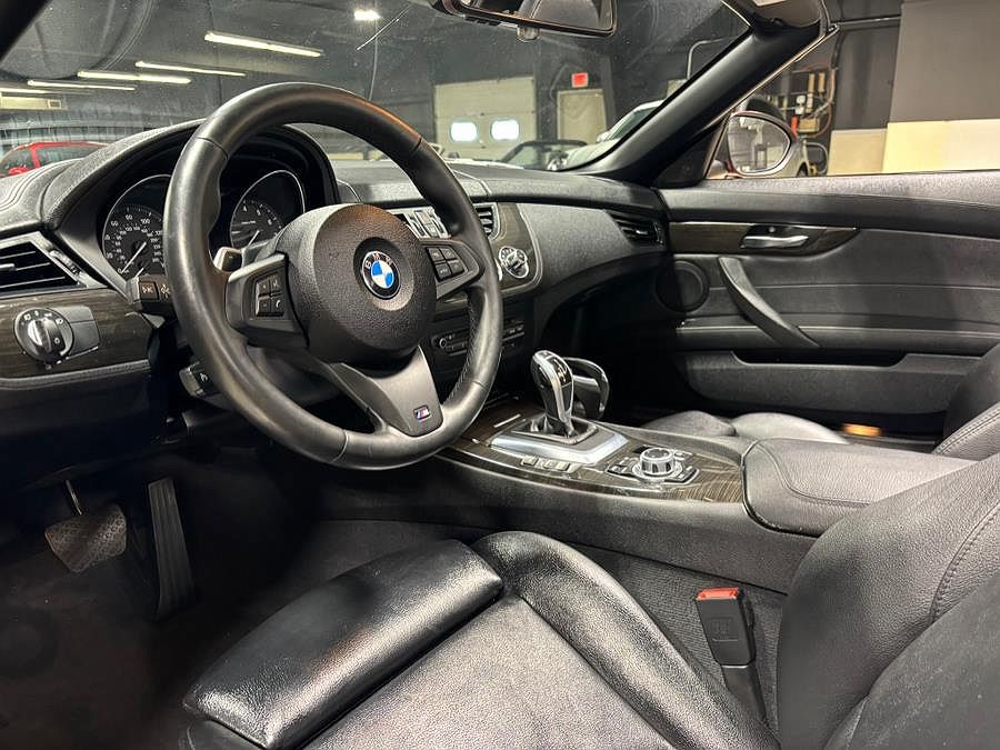 2016 BMW Z4 sDrive35i image 5