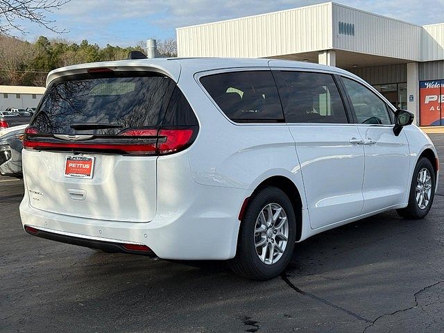 2026 Chrysler Pacifica