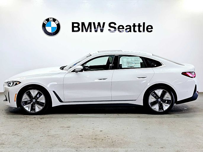 2025 BMW i4