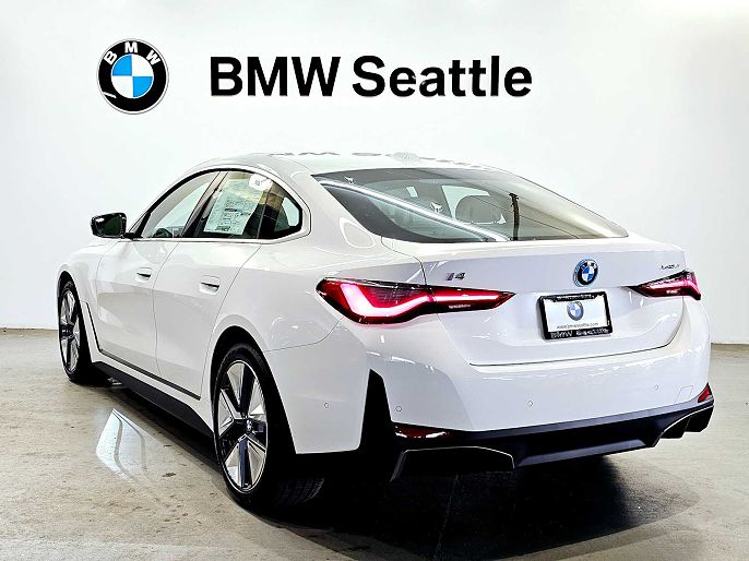 2025 BMW i4