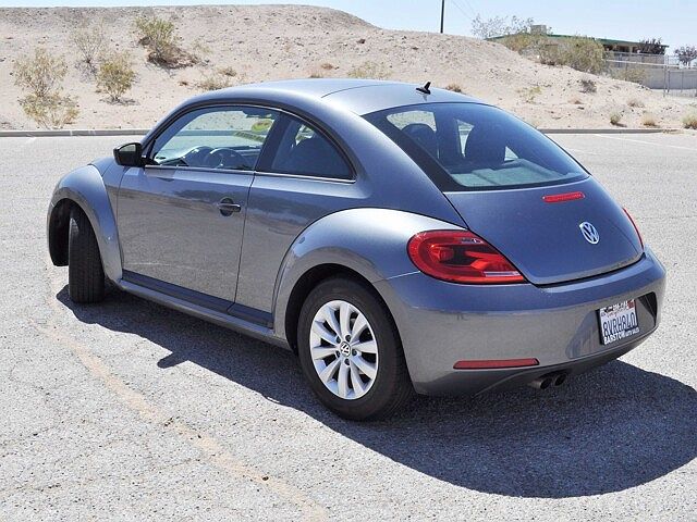 2014 Volkswagen Beetle Entry image 4