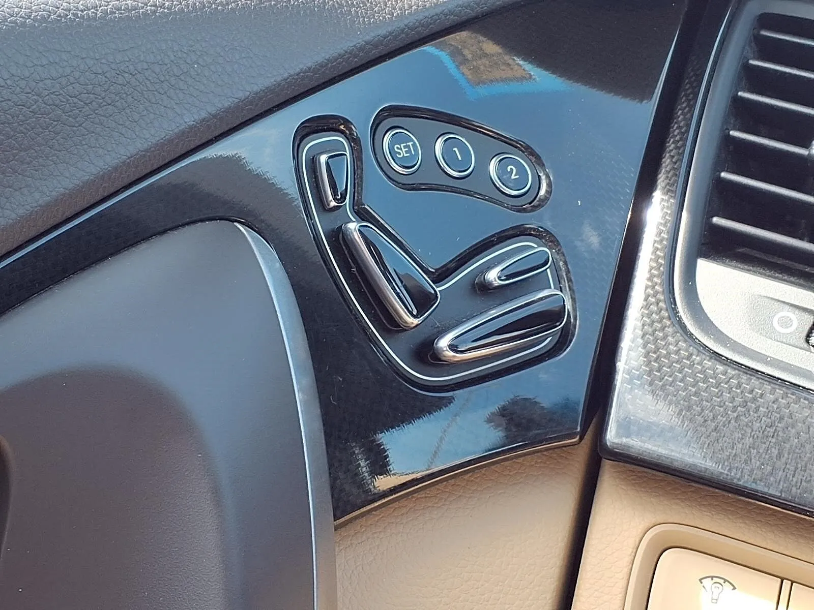 2016 Hyundai Azera