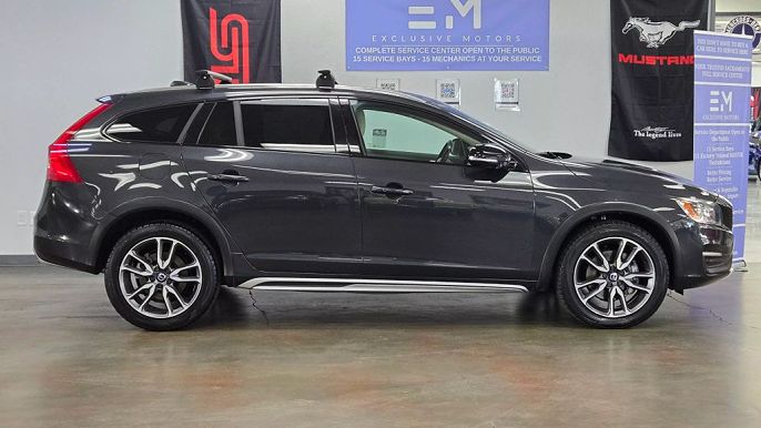 2015 Volvo V60