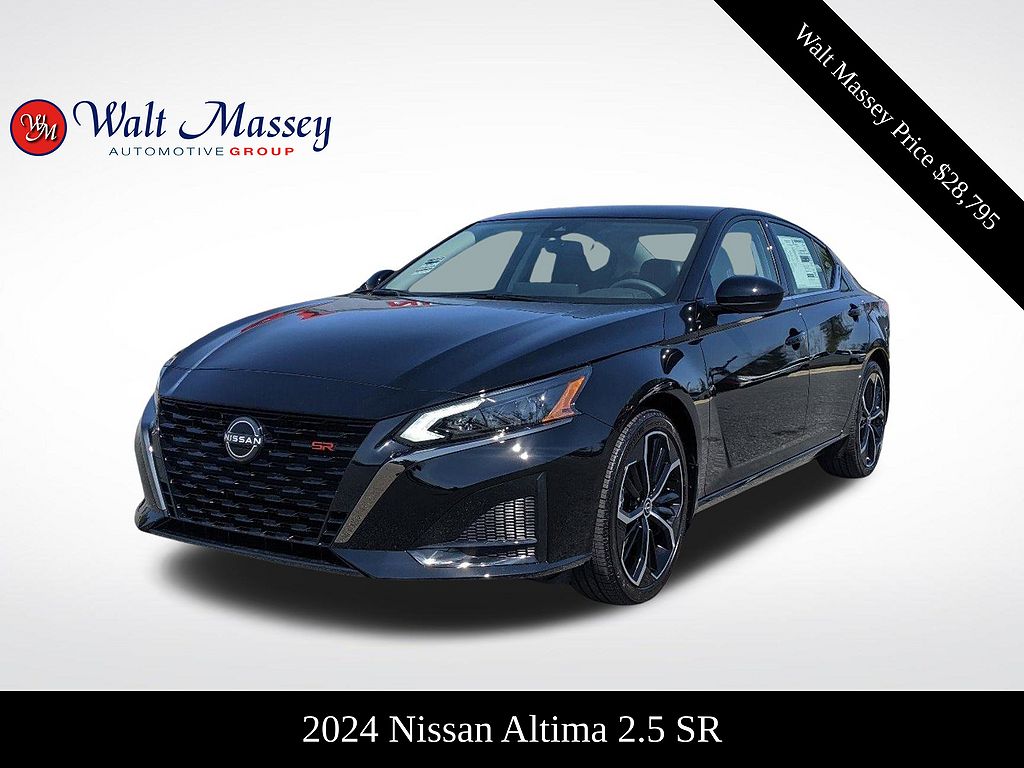 2024 Nissan Altima SR image 1