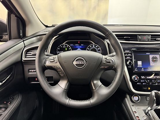 2024 Nissan Murano SV photo 11