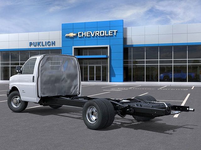 2025 Chevrolet Express