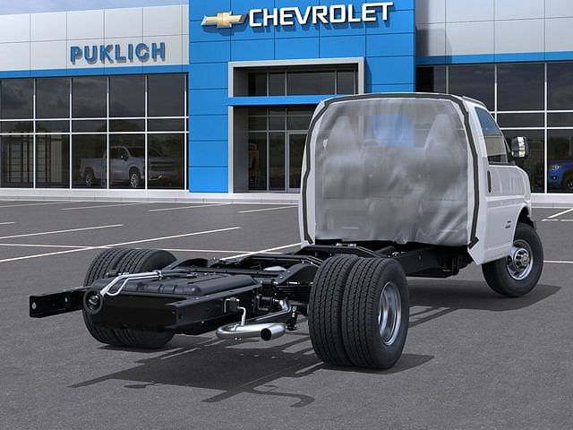 2025 Chevrolet Express