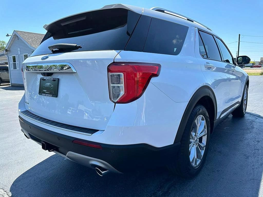 2021 Ford Explorer Limited Edition image 2