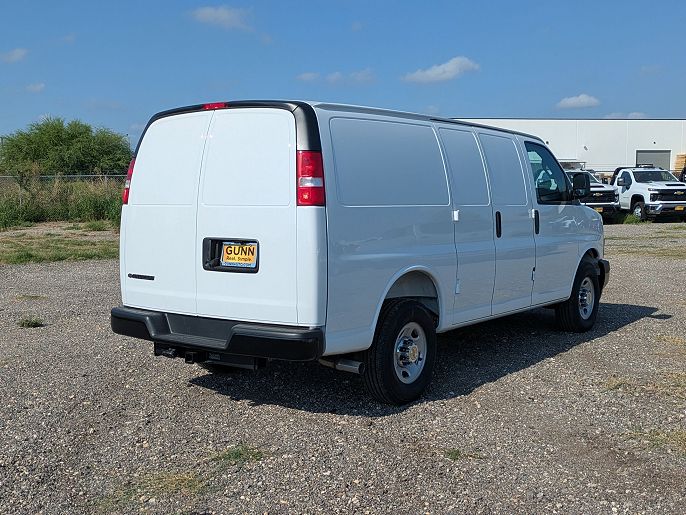 2025 Chevrolet Express