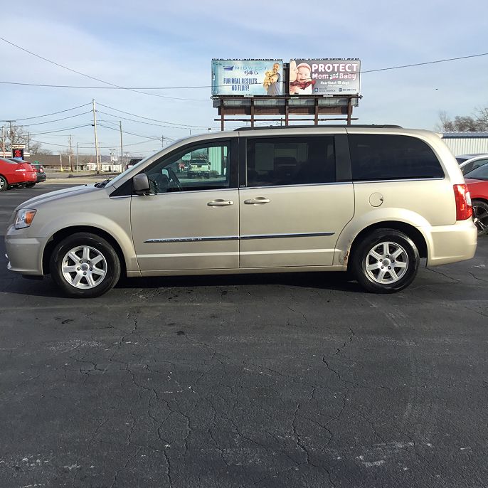 2013 Chrysler Town & Country