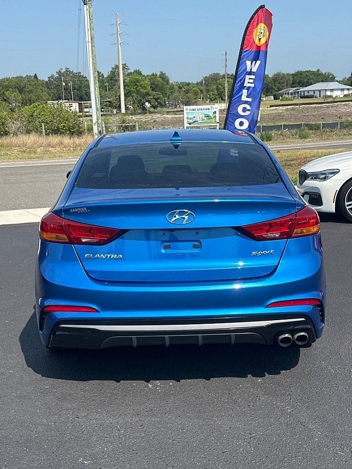 2018 Hyundai Elantra