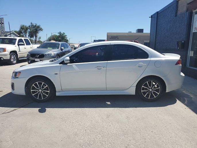 2017 Mitsubishi Lancer