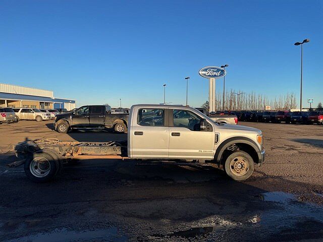 2018 Ford F-550 XL image 1