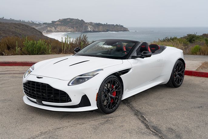 2025 Aston Martin DB12