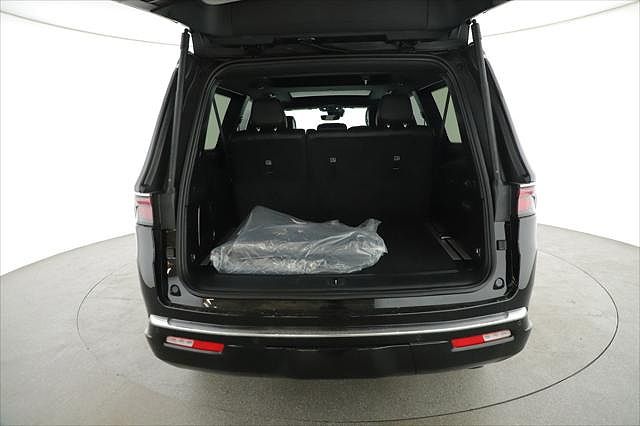 2024 Jeep Wagoneer