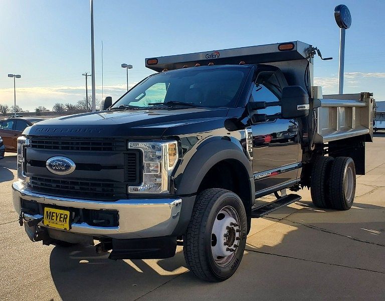 2018 Ford F-550 XL image 3