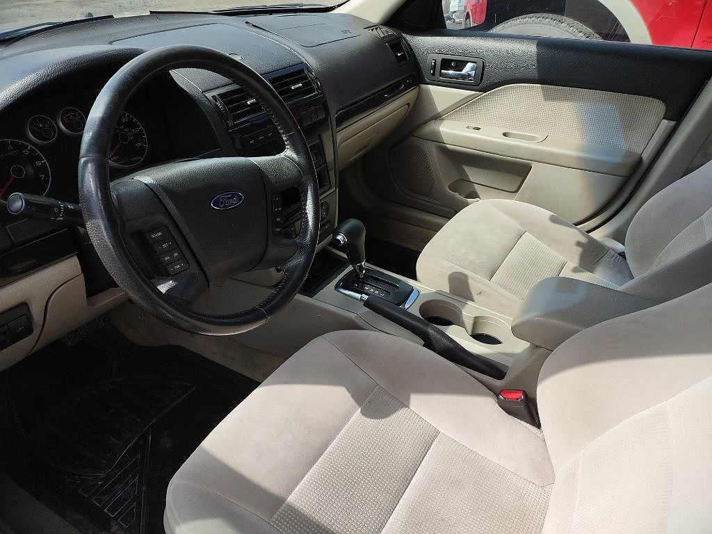 2006 Ford Fusion SEL image 2
