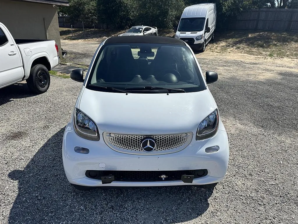 2017 Smart Fortwo Pure image 1