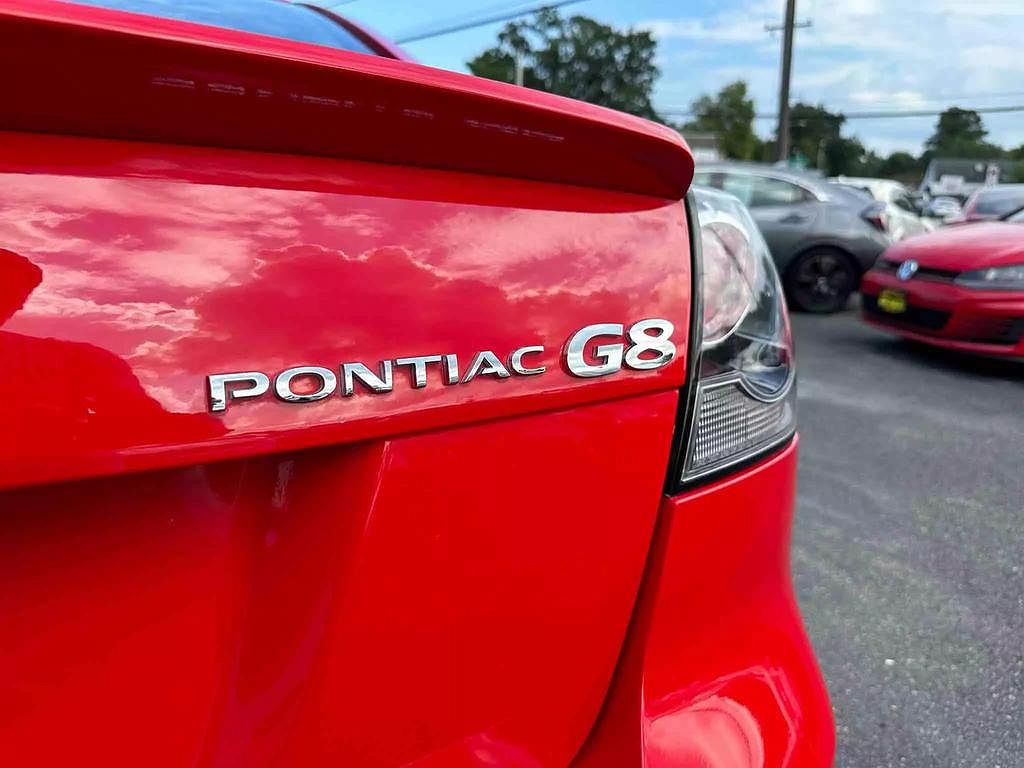 2009 Pontiac G8 GT image 11