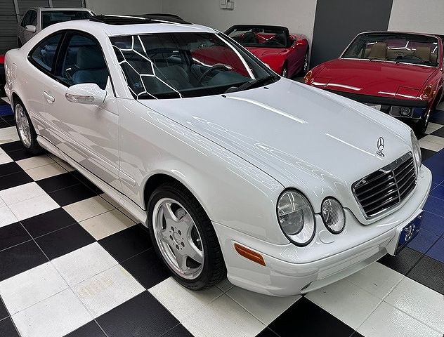 2001 Mercedes-Benz CLK