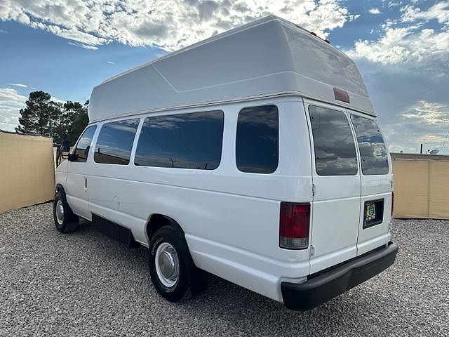 2004 Ford Econoline