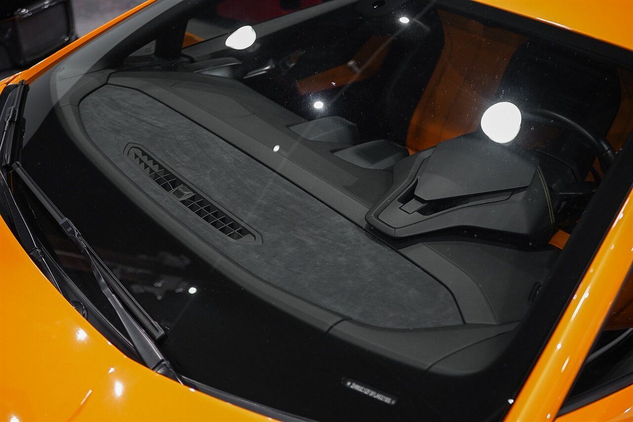 2015 Lamborghini Huracan LP610 image 15