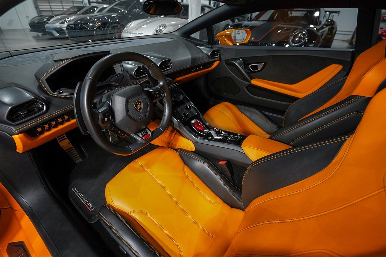 2015 Lamborghini Huracan LP610 image 17