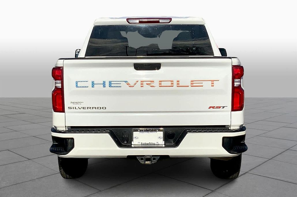 2020 Chevrolet Silverado 1500 RST image 3